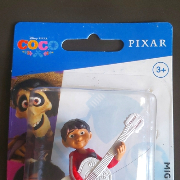 Disney's COCO Pixar Mattel Toy Micro Collections Miguel & Hector - Picture 7 of 10